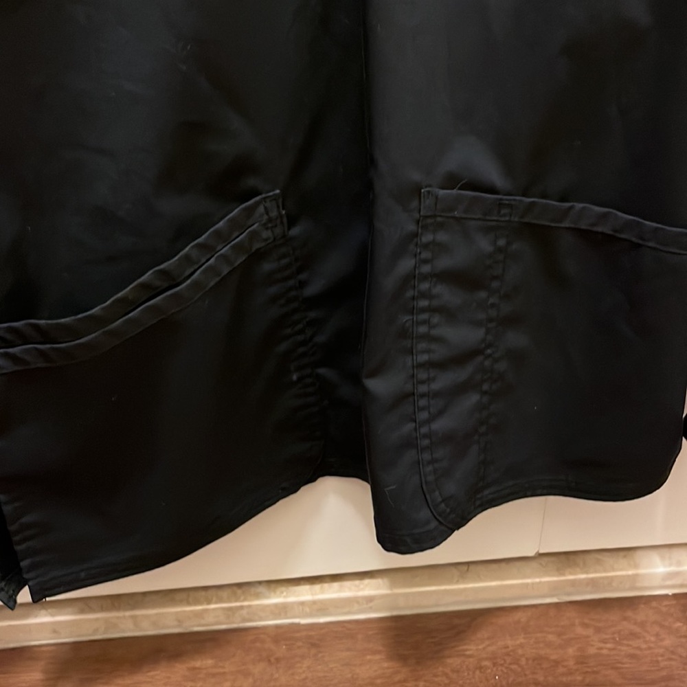 Cherokee Long Sleeve Black Scrub Top - Picture 6 of 6